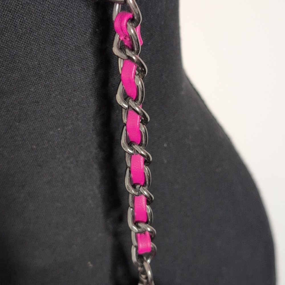 Steve Madden Bzoia Dark Fuschia Velvet Crossbody Festive Handbag Y2K Chic Glam - Picture 4 of 13